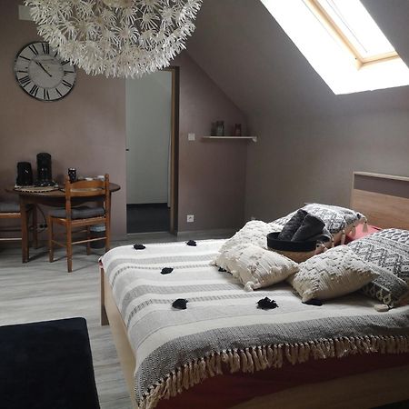 Agreable Chambre Privee Avec Entree Independante 랑제 외부 사진