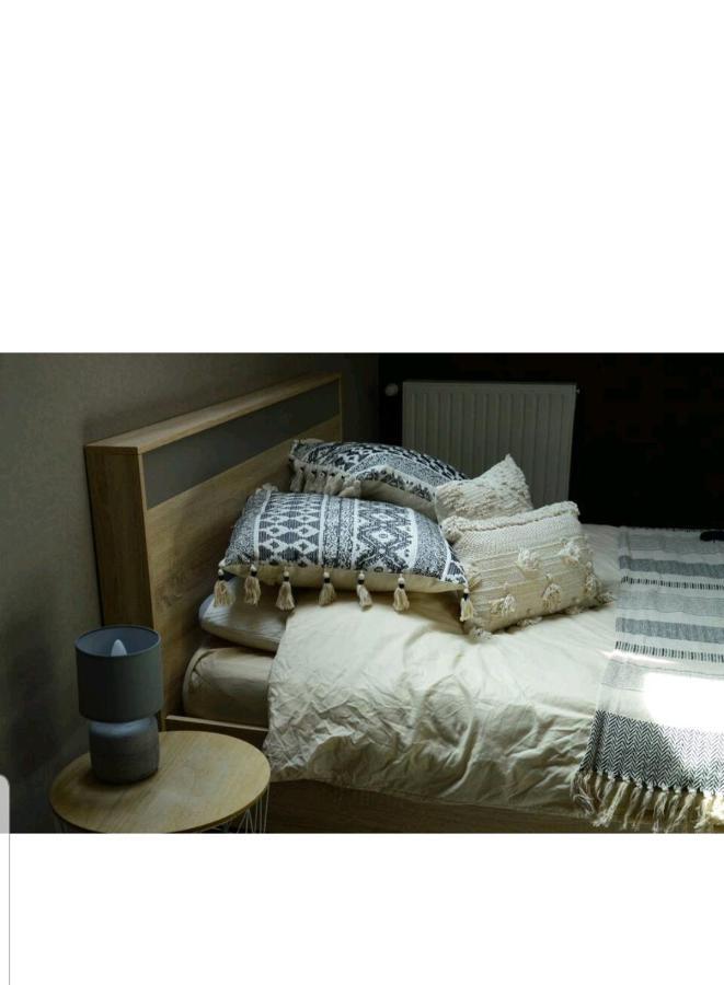 Agreable Chambre Privee Avec Entree Independante 랑제 외부 사진